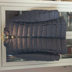Dark blue midlength lightweight puffer jacket. Size XL. Eddie Bauer